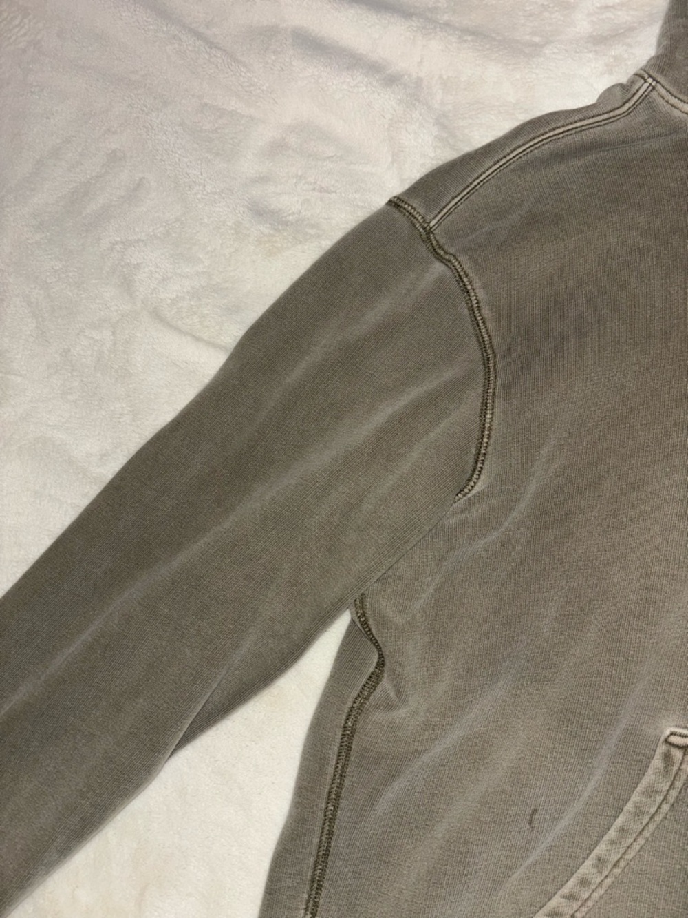 Elwood Washed Olive Pullover Hoodie - Picture 3 of 3